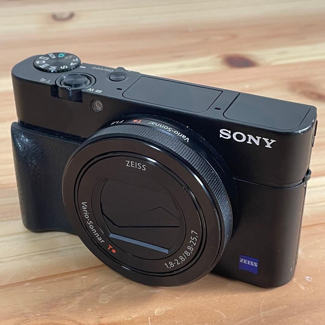 【美品】SONY DSC-RX100M3 グリップ・追加バッテリー・充電器付き