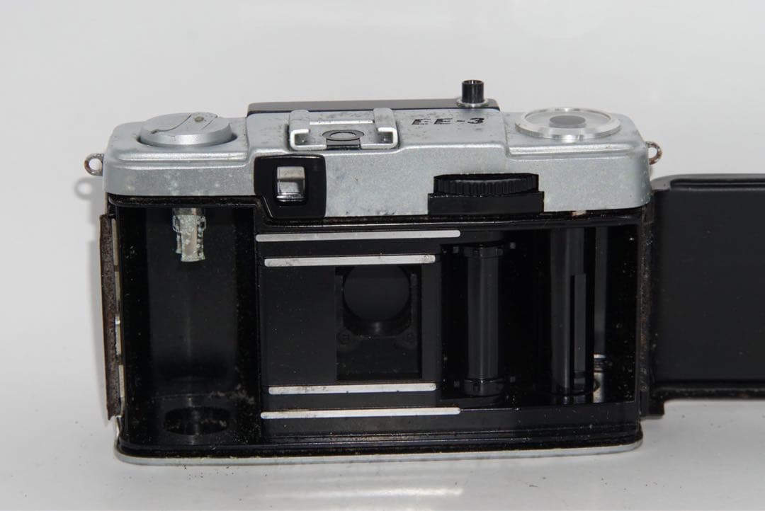 フィルムカメラ OLYMPUS pen EE-3