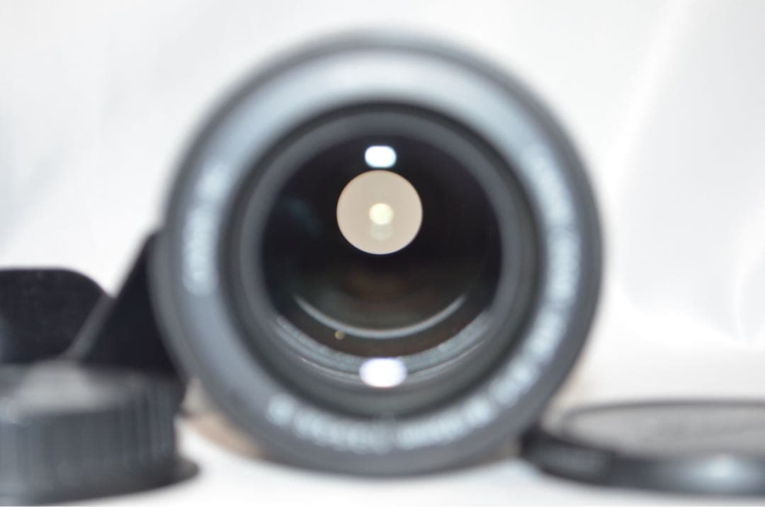 ★美品★Canon キャノン EF-S 18-135mm 3.5-5.6 IS