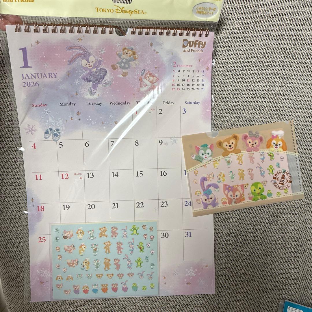 ディズニーシー　ダッフィー カレンダー2026年　匿名配送　2025年付属付