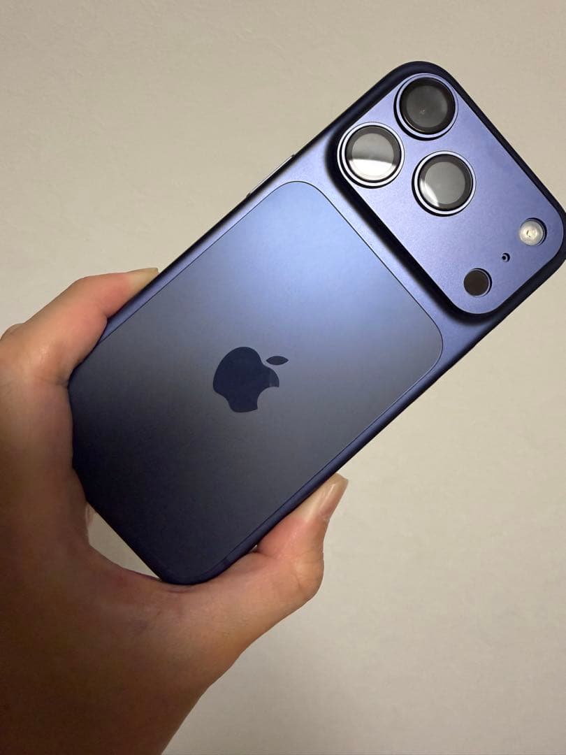 【ほぼ新品、海外アメリカ版】iPhone17pro 256gb US