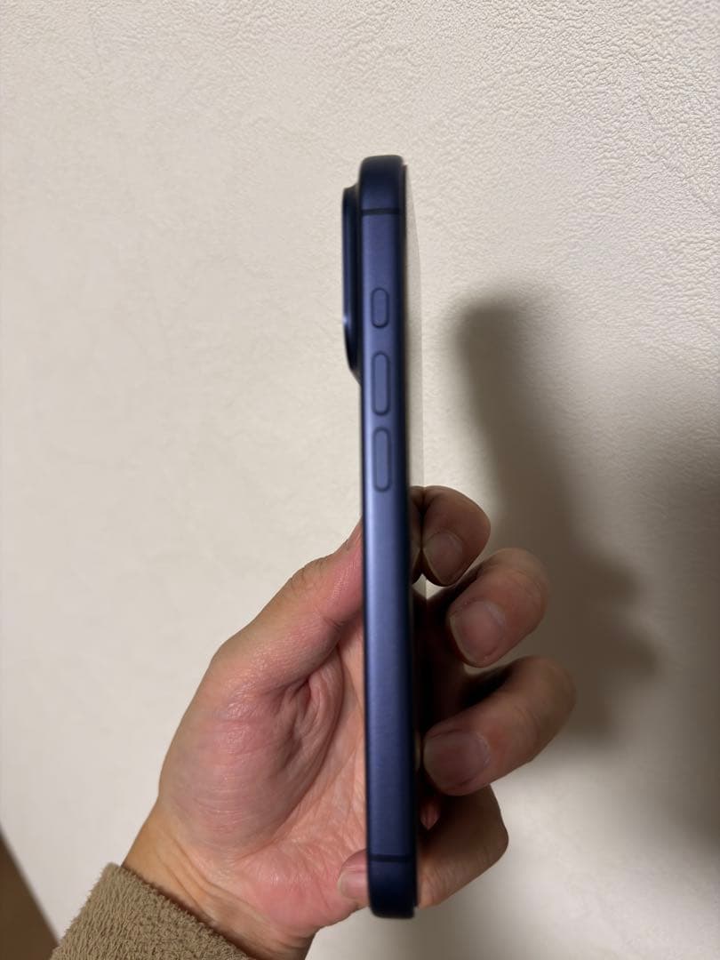 【ほぼ新品、海外アメリカ版】iPhone17pro 256gb US