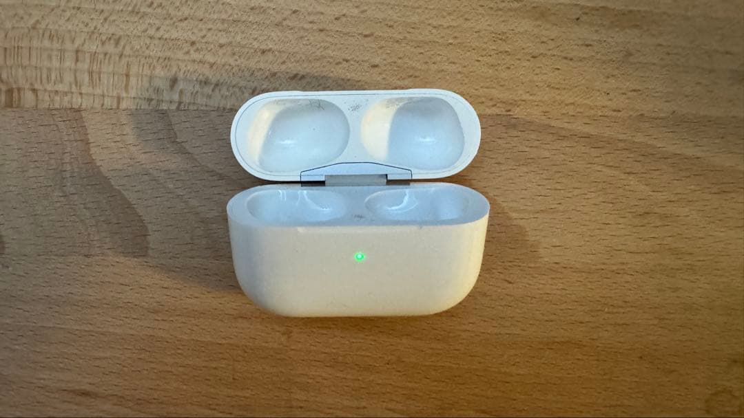 Apple AirPods Pro 第1世代 (モデル番号: A2084)