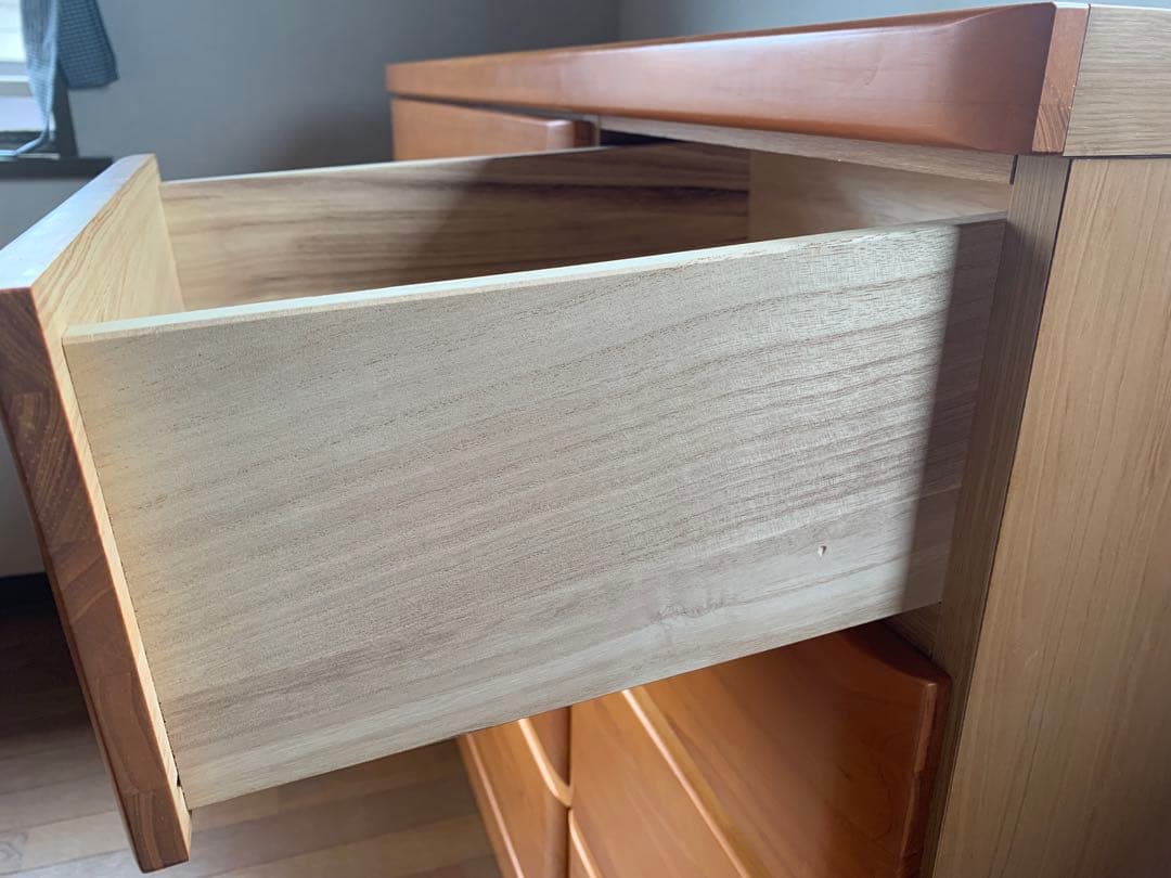 天然木　チェスト120 4段8杯　引き出し収納　三友ファニチャー　木製　タンス