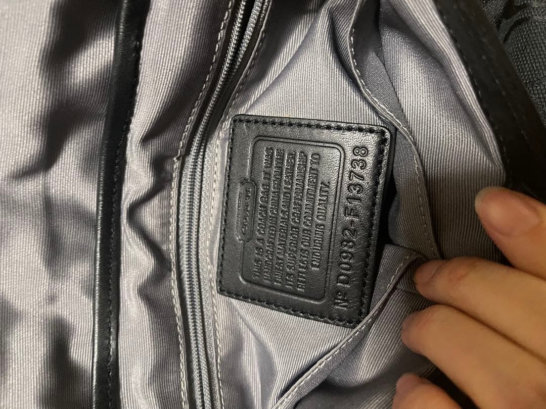 COACH コーチF13738 シグネチャーショルダーバック　ベタ付き