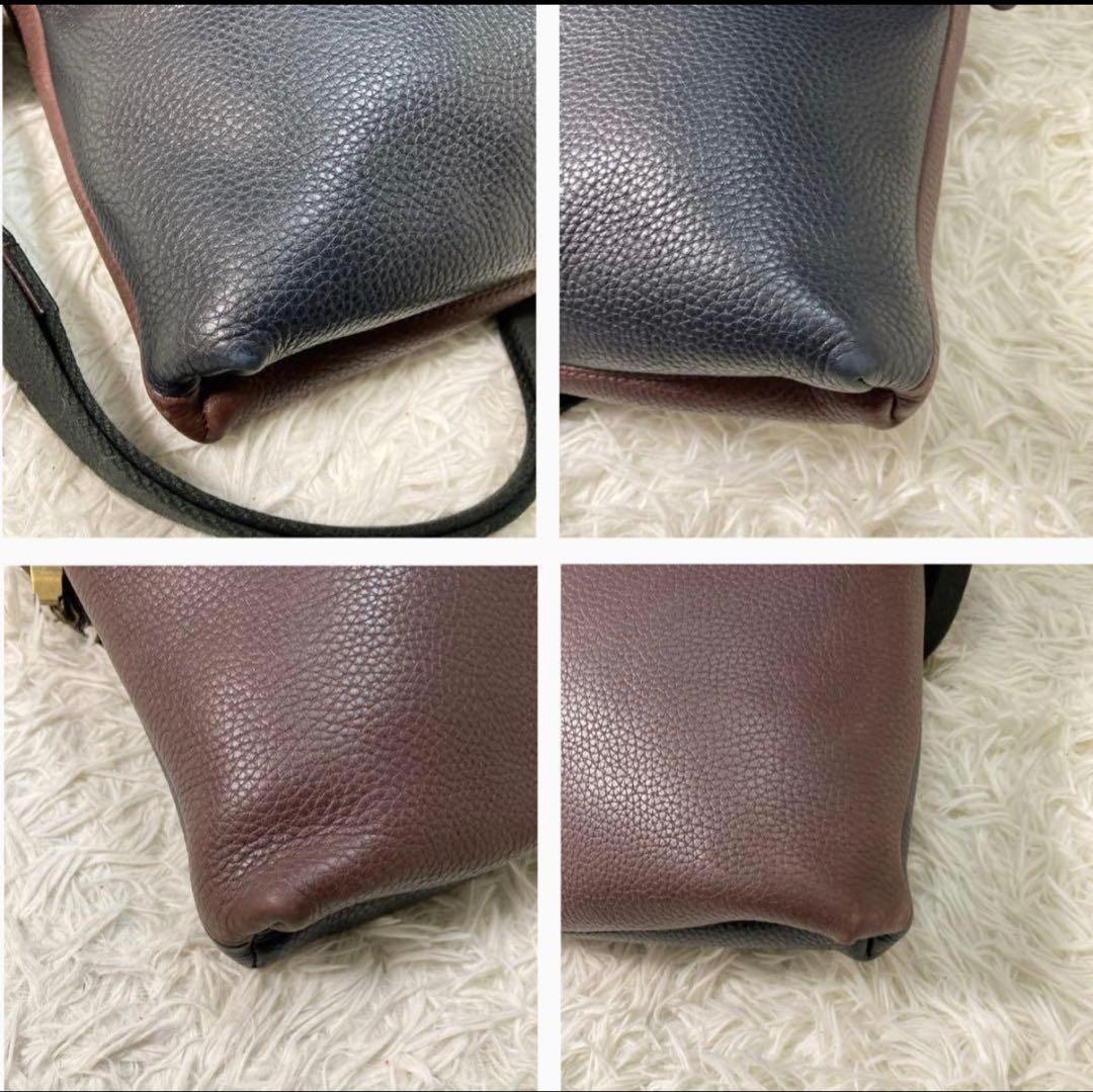 美品 フォールドオーバー クロスボディ 牛革 シボ革 シュリンクレザー 黒