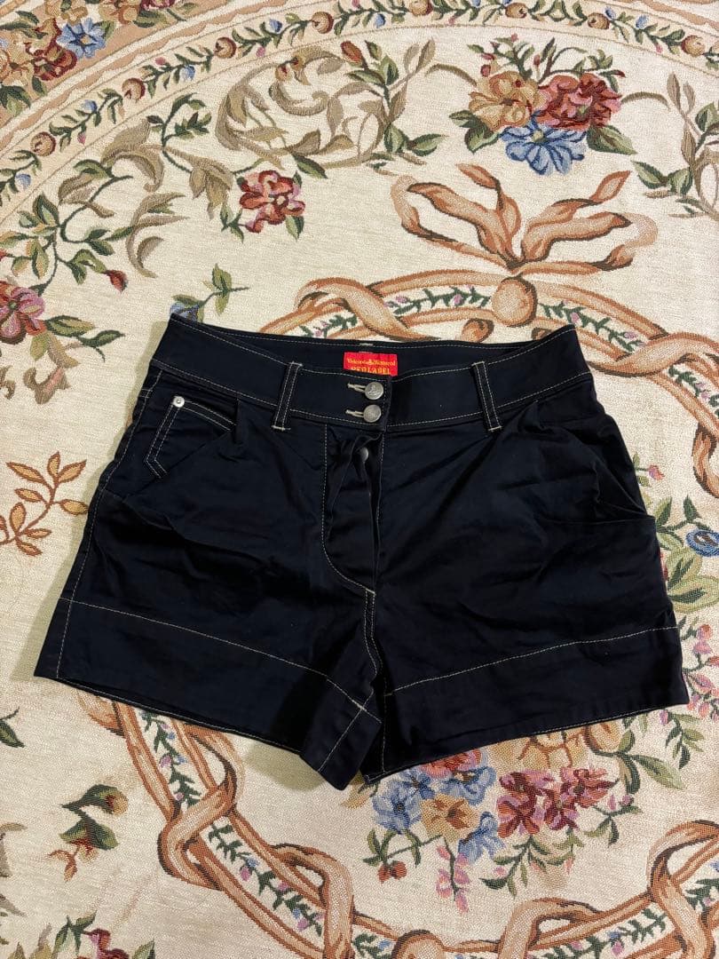 ヴィヴィアンウエストウッド ショートパンツ　黒