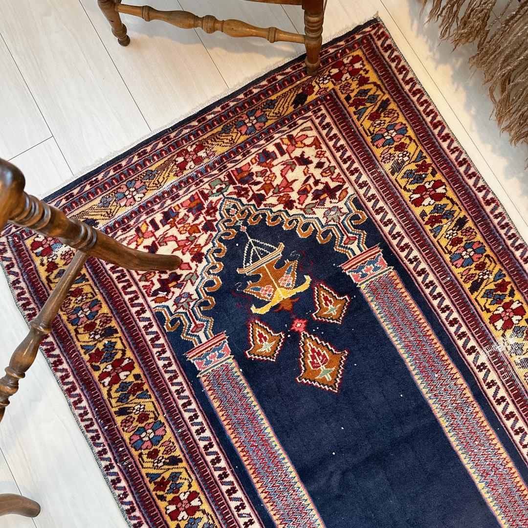 トルコ製ヴィンテージラグ838レア 高級 カイセリ ネイビー イエロー ピンク