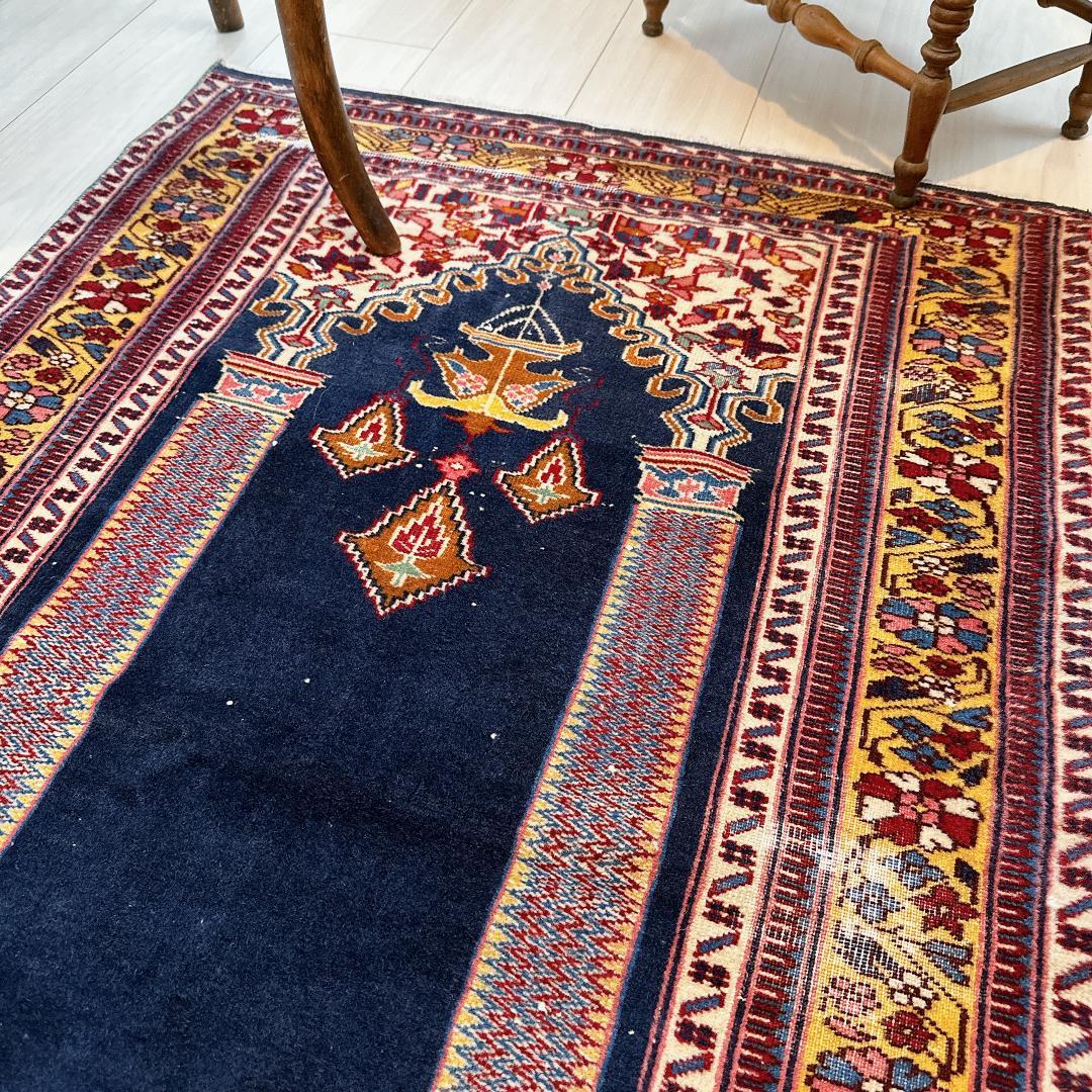 トルコ製ヴィンテージラグ838レア 高級 カイセリ ネイビー イエロー ピンク