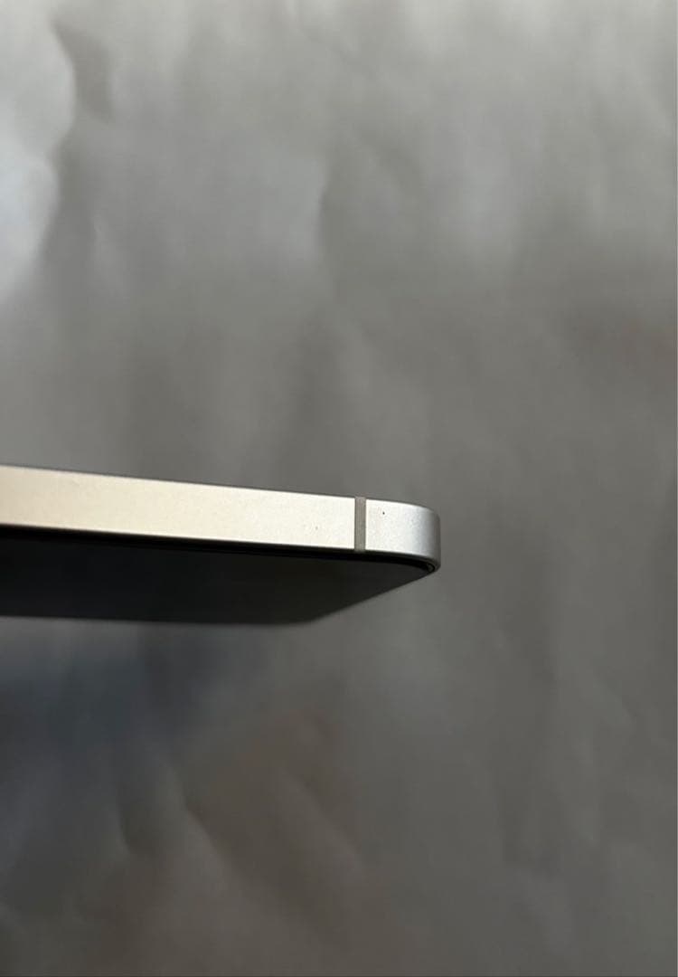 iPhone 12 64GB ホワイト（SIMフリー）