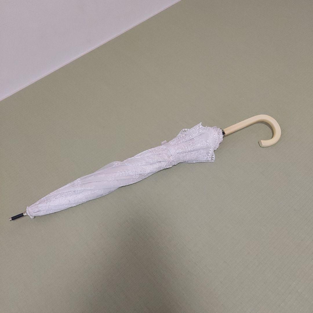 一度使用☆ホワイト刺繍日傘　近沢レース