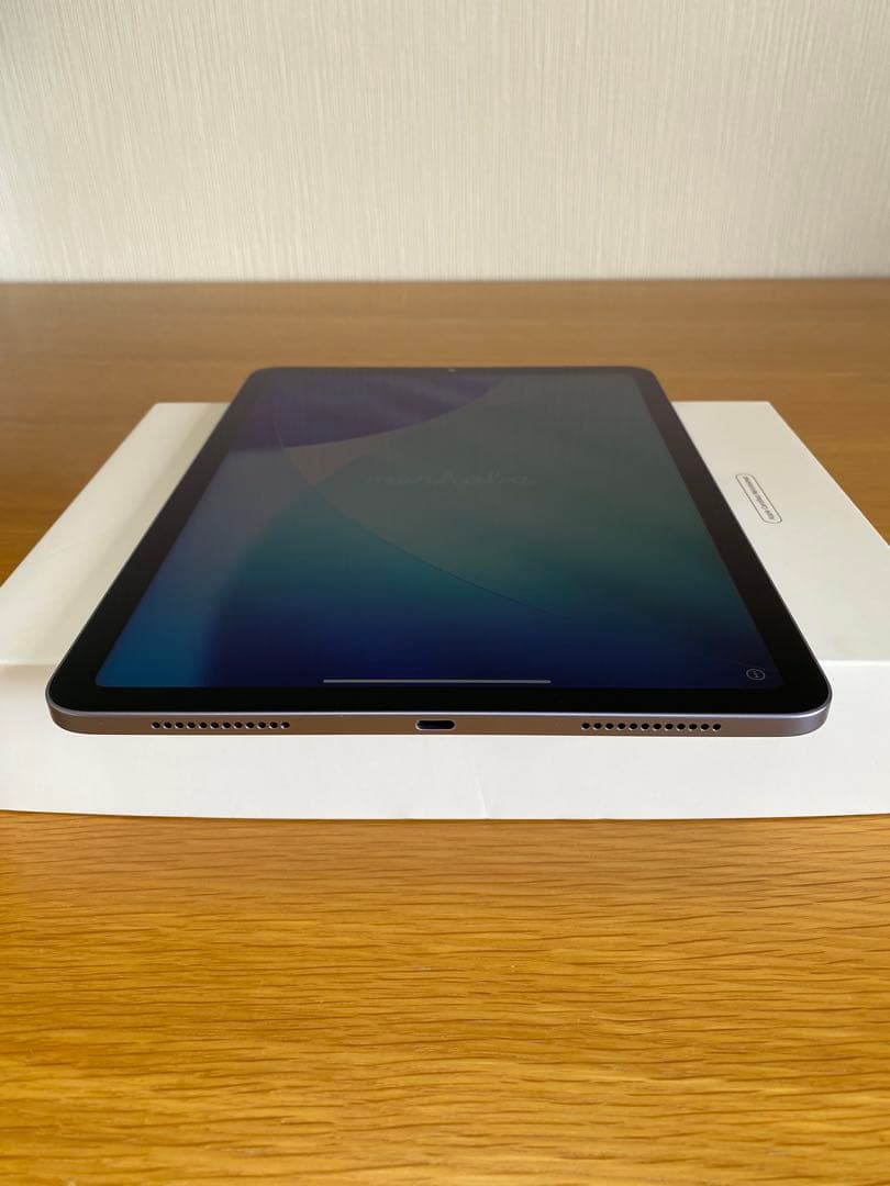 iPad Air 第5世代 M1 チップ　２５６ＧＢ　iPad本体　美品