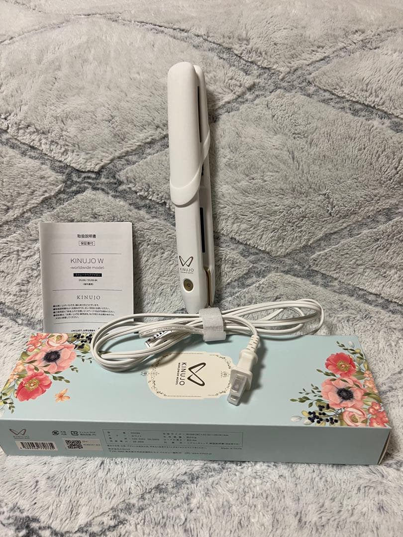 KINUJO ★美品ストレートヘアアイロン