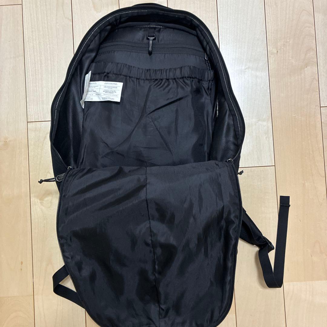 【美品廃盤モデル】アークテリクス マンティス26 黒 国内正規品