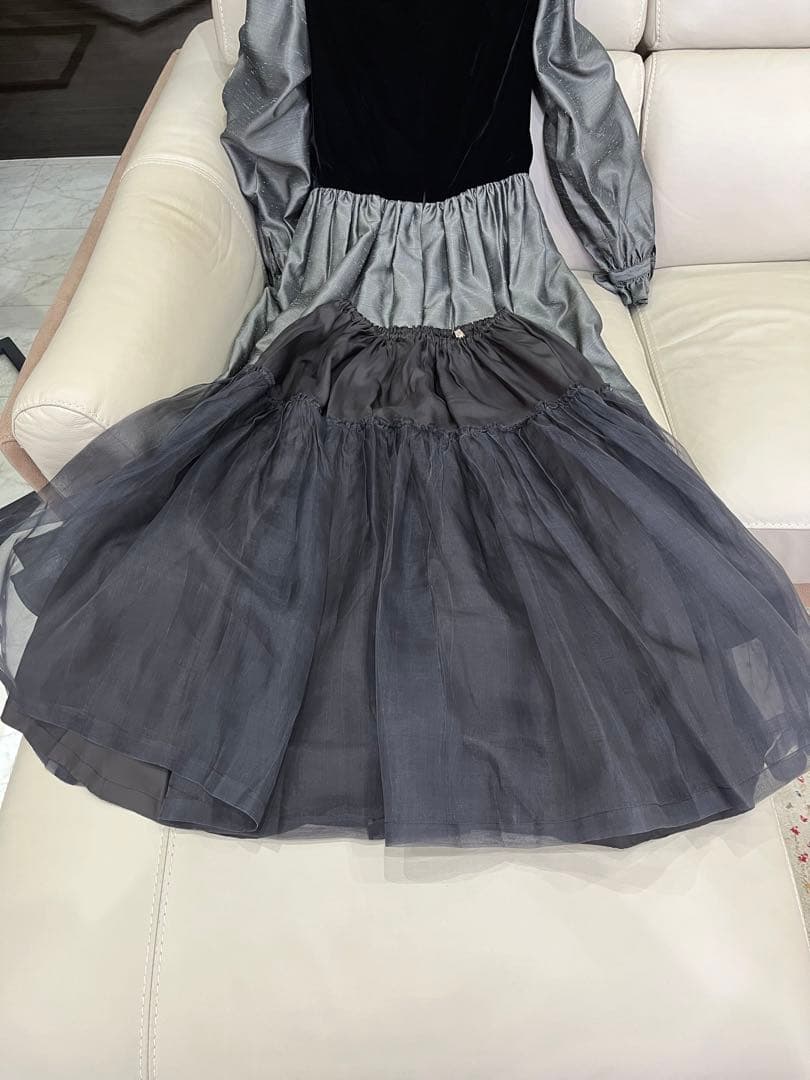 専用の品となりました❣️オスカー.デラレンタのミモレ丈ドレス#9号、M size