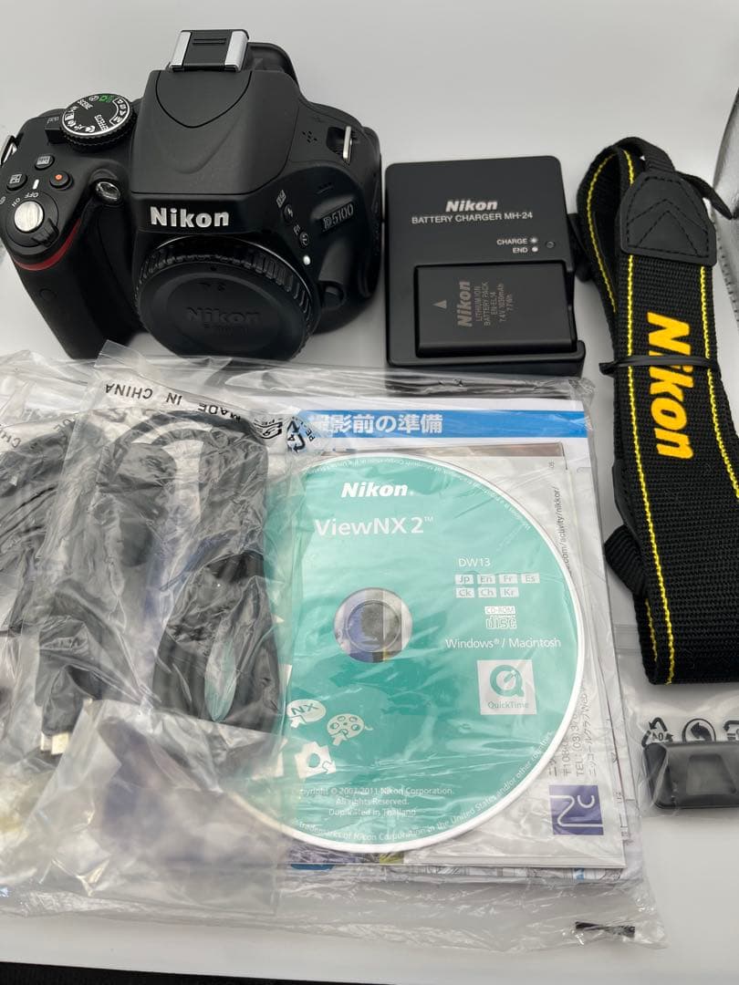 m.k.iさん専用『訳あり美品』Nikon D5100 デジタル一眼レフカメラ