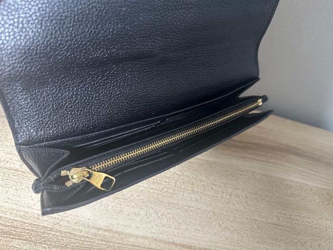 ルイヴィトン財布　アンプラント　ポルトフォイユ　サラ