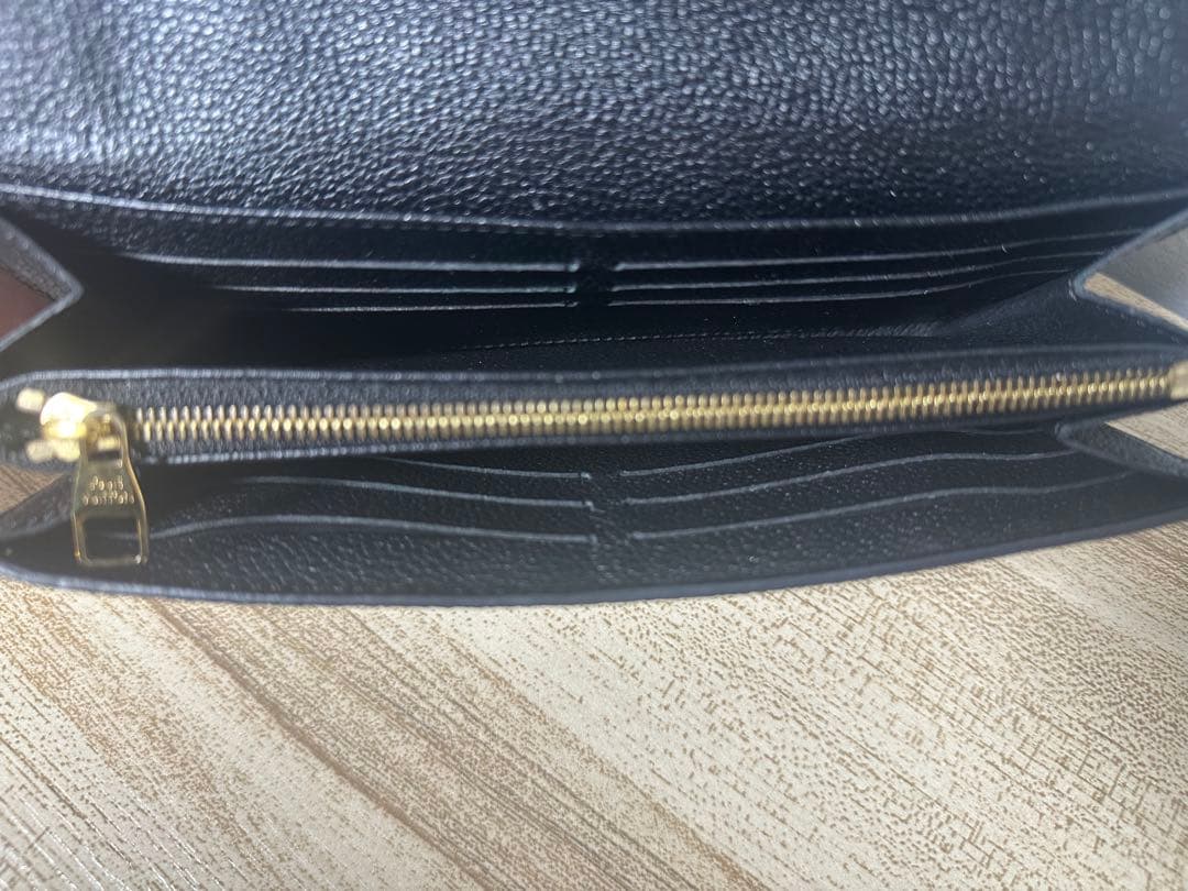 ルイヴィトン財布　アンプラント　ポルトフォイユ　サラ