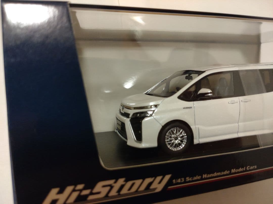 た*つ様 ハイ・ストーリー トヨタ VOXY(ヴォクシー) ミニカー 1/43