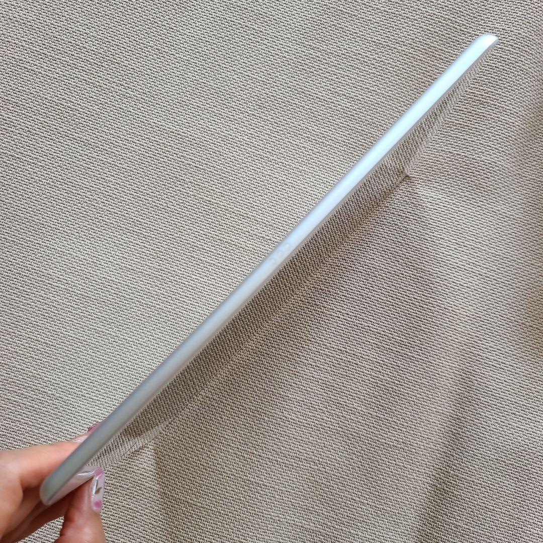 Apple iPad 第8世代 10.2インチ シルバー