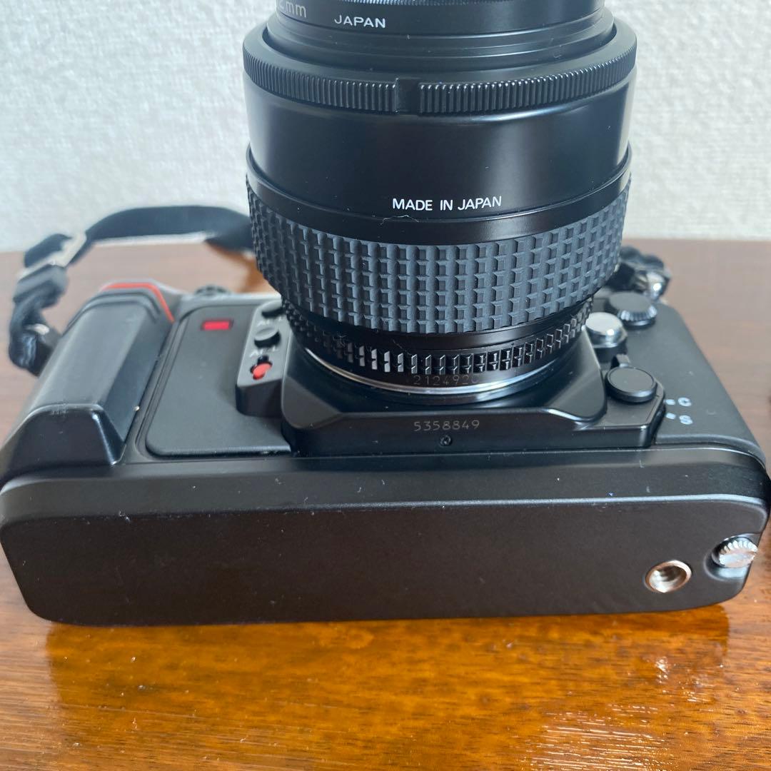 Nikon F-501 フィルム一眼レフカメラ