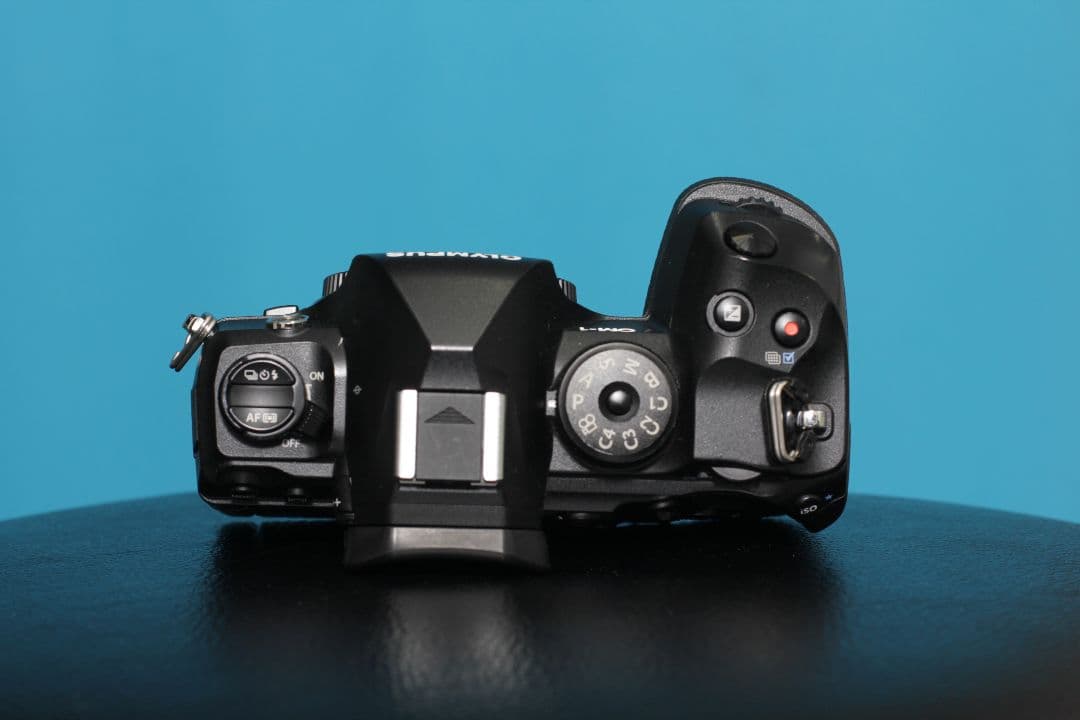 OM SYSTEM OM-1 ボディ