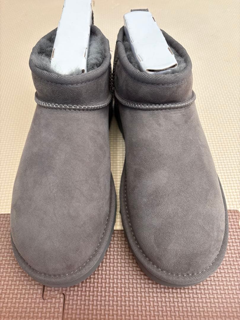 UGG ショートブーツ
