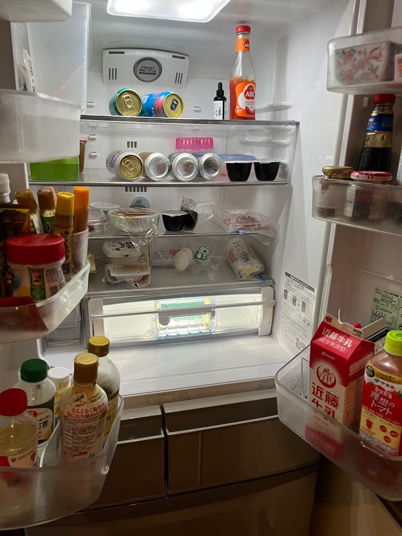 日立 ノンフロン冷蔵庫 R-F480E 475L 送料込。取説あり。