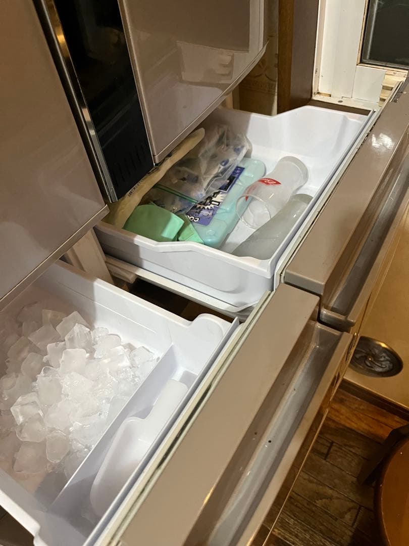 日立 ノンフロン冷蔵庫 R-F480E 475L 送料込。取説あり。