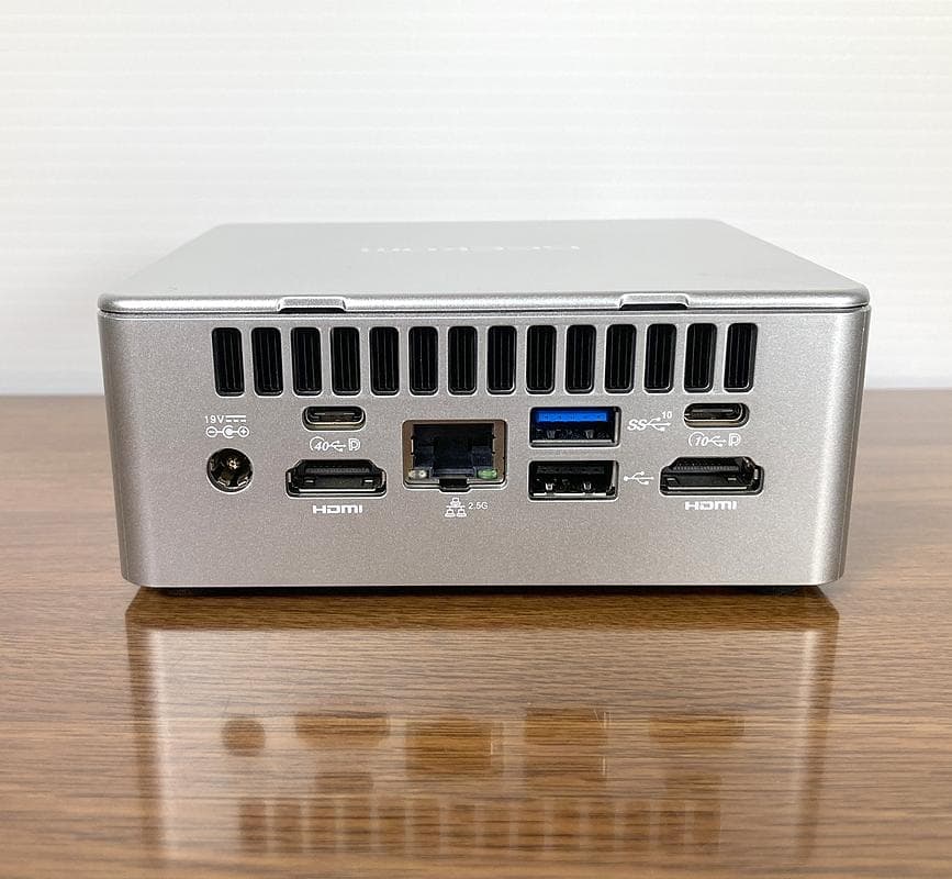 ミニPC GEEKOM AE8 Ryzen9 8945HS 32GB 1TB