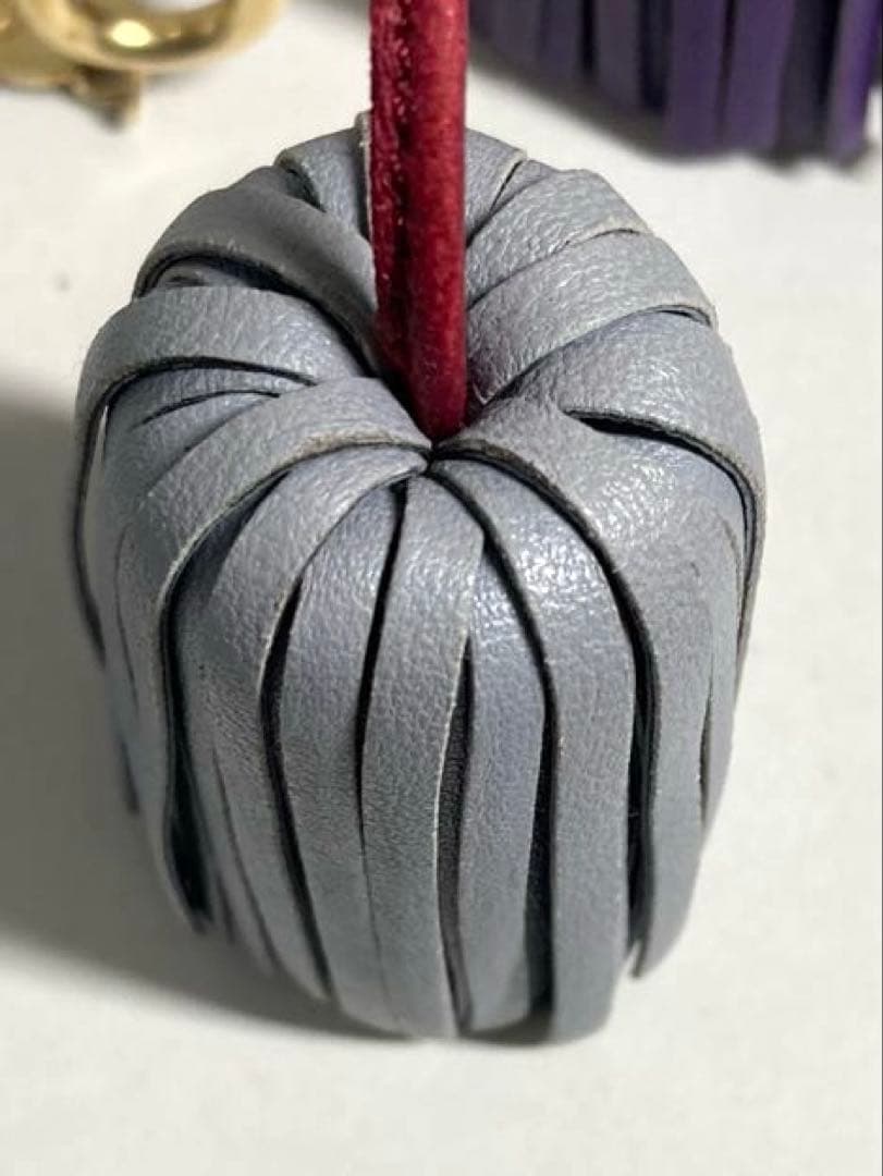 美品　ロエベ　レザー　フリンジ　チャーム　バッグチャーム