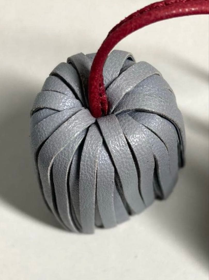 美品　ロエベ　レザー　フリンジ　チャーム　バッグチャーム