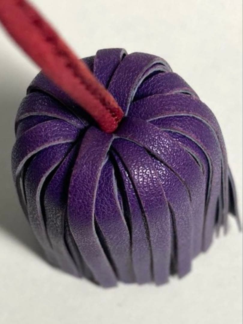 美品　ロエベ　レザー　フリンジ　チャーム　バッグチャーム