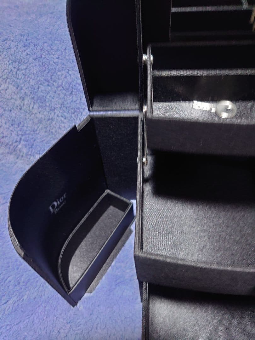 Dior Beautyミラー付き3段 メイクボックス