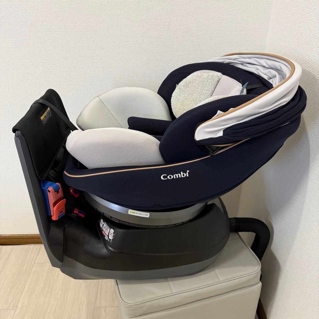 【美品】コンビクルムーヴスマート JL-590 チャイルドシート