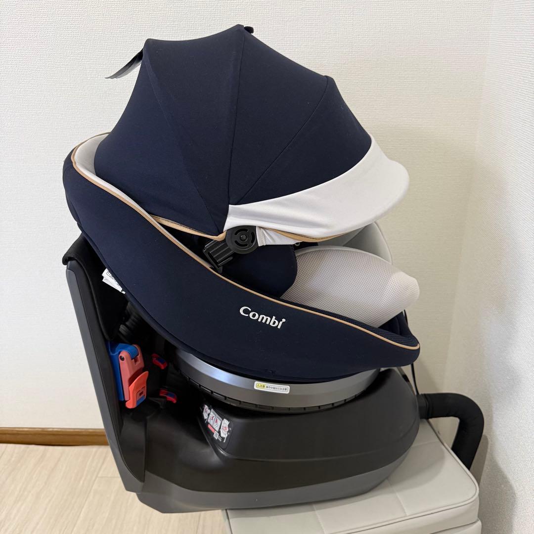 【美品】コンビクルムーヴスマート JL-590 チャイルドシート