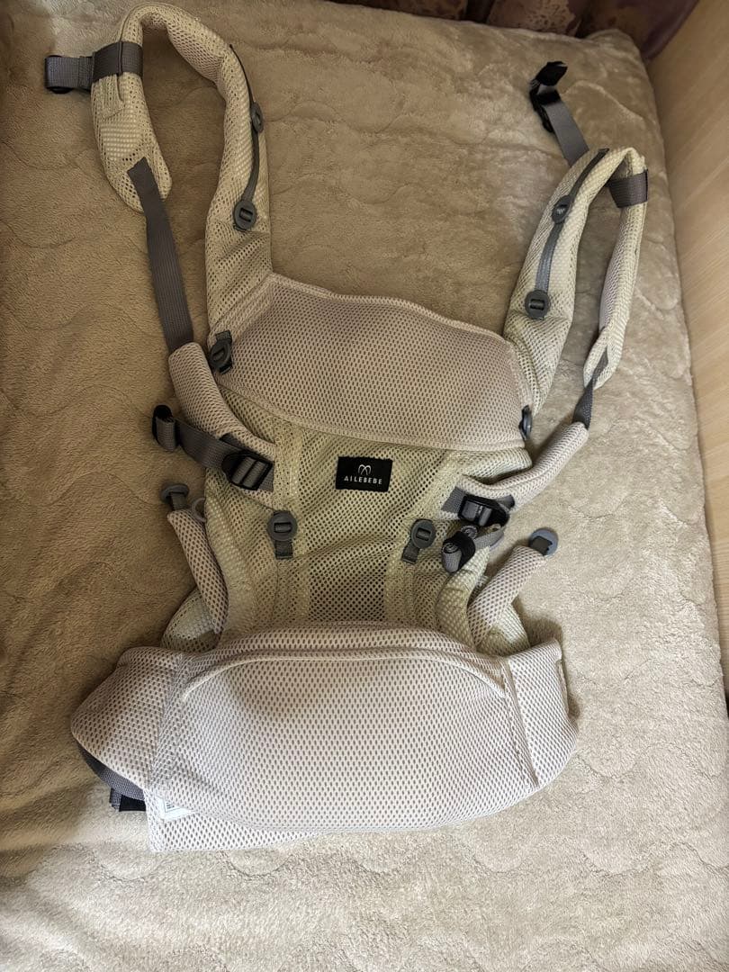 m*i様 エールべべ抱っこ紐ベージュ