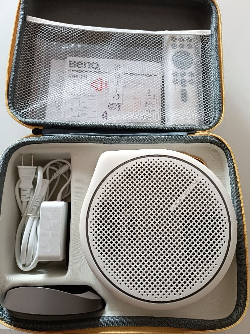 BenQ GV30 プロジェクター