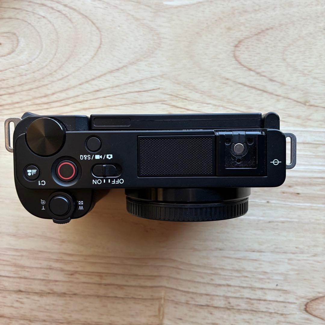 Sony ZV-E10 ミラーレスカメラ 本体と付属品