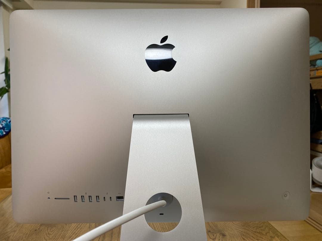 iMac Retina 4K 21.5インチ 2019 i3 マウスキーボード付