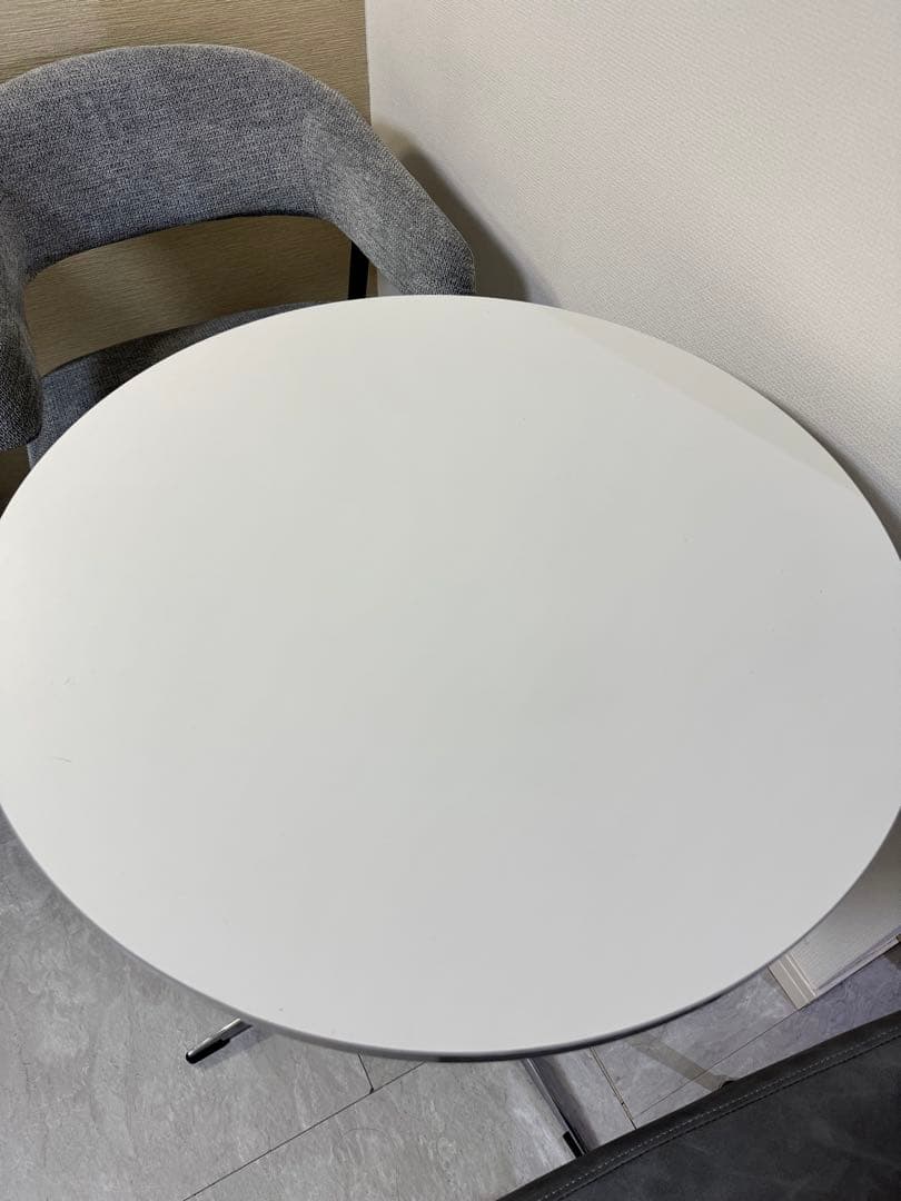 カフェテーブル