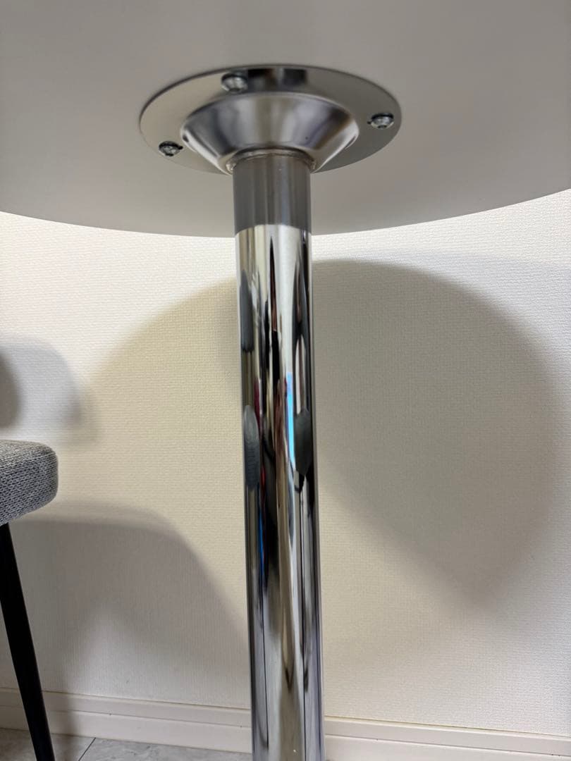 カフェテーブル