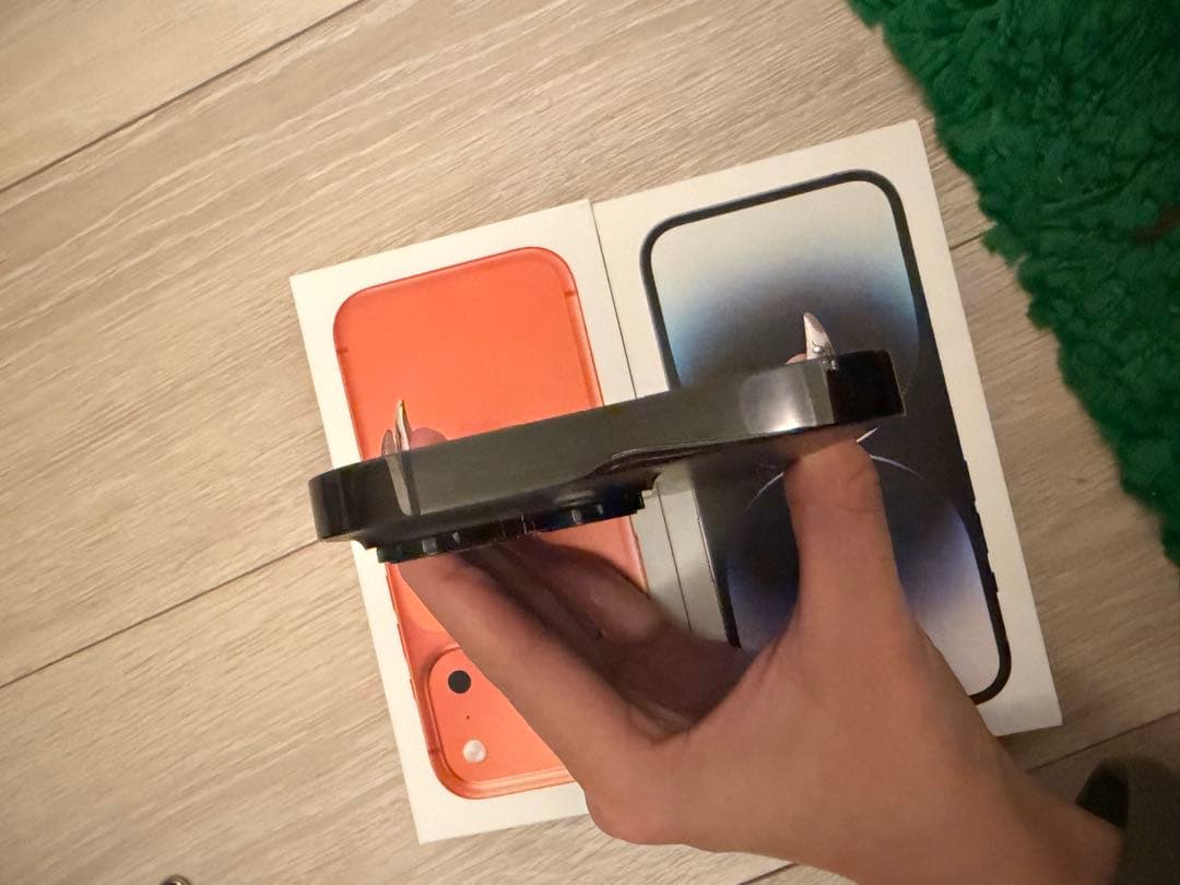 【美品】iPhone14Pro 256GBスペースブラック SIMフリー