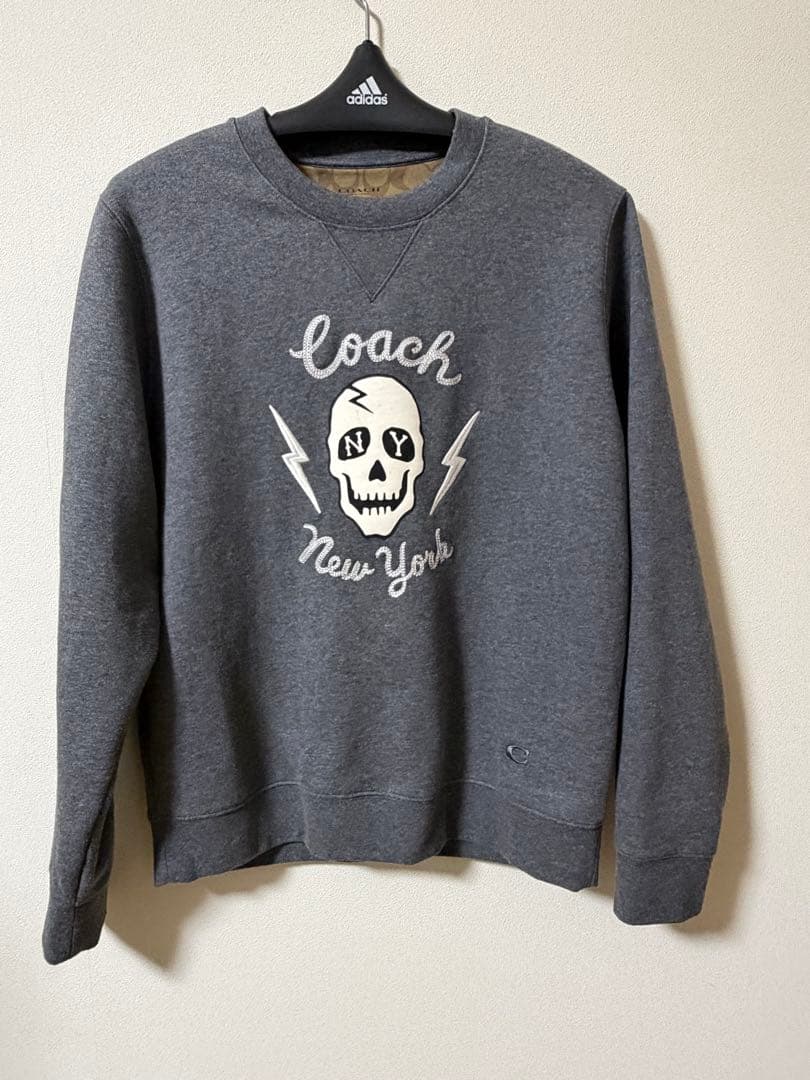 COACH スカルプリント クルーネック M グレー