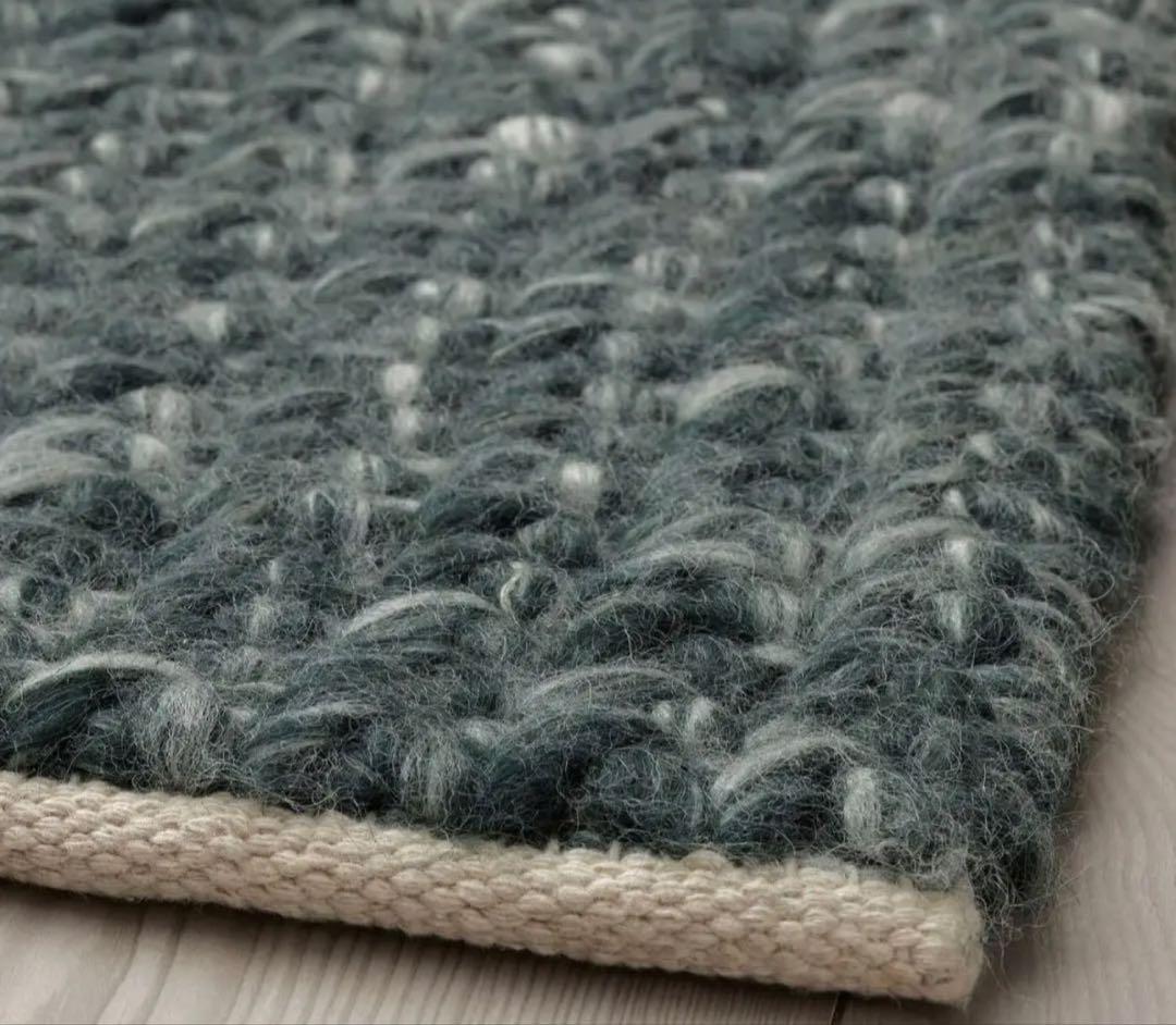 IKEA 新品　ダークグリーン 織り物ラグ