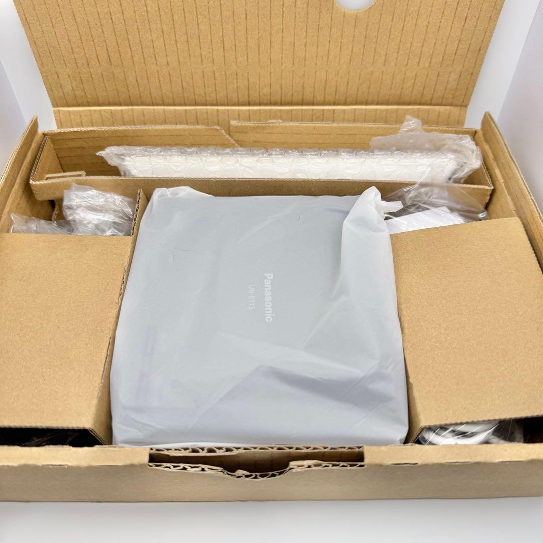 【美品 2025年製】Panasonic ポータブルテレビ UN-10E11-W