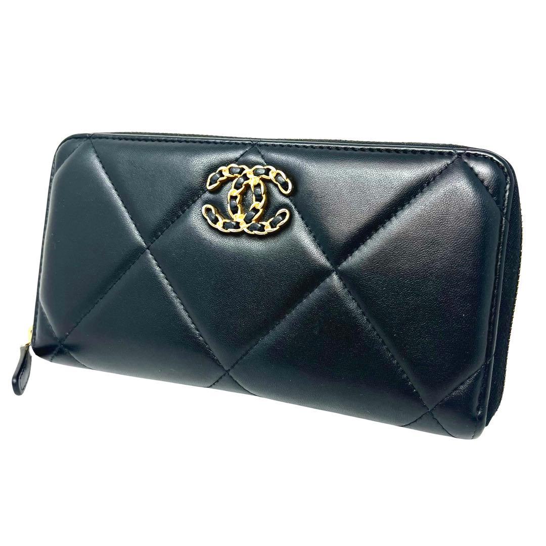 queenCHANEL シャネル 19 ディズヌフ ラウンドジップ長財布