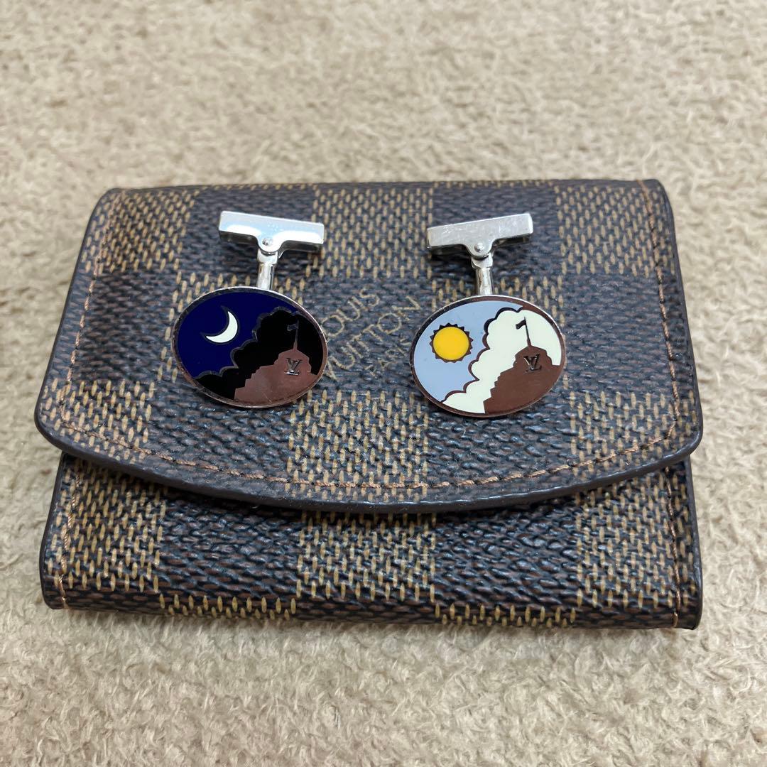 Louis Vuitton 月と太陽 カフリンクス