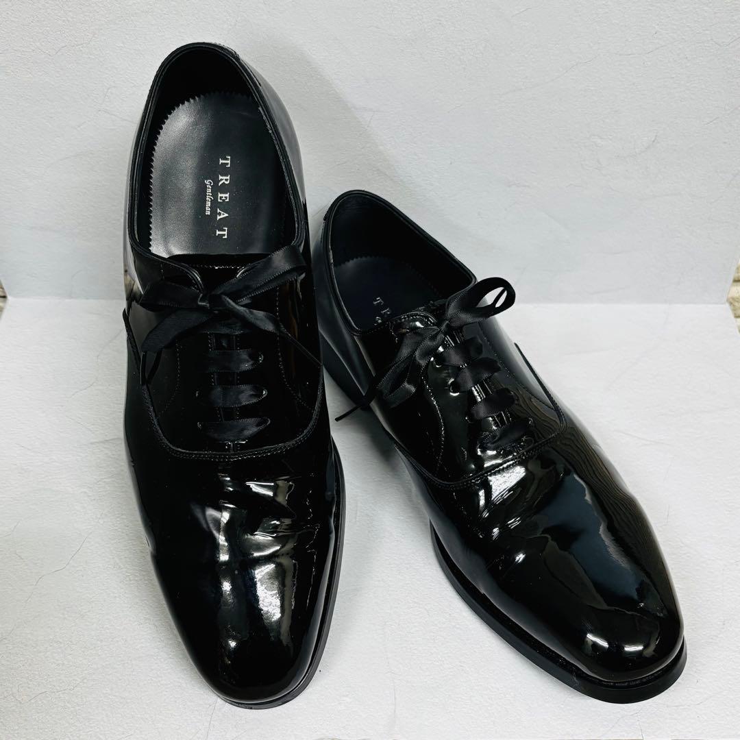 美品　THE TREAT DRESSING トリート エナメルシューズ サイズ8