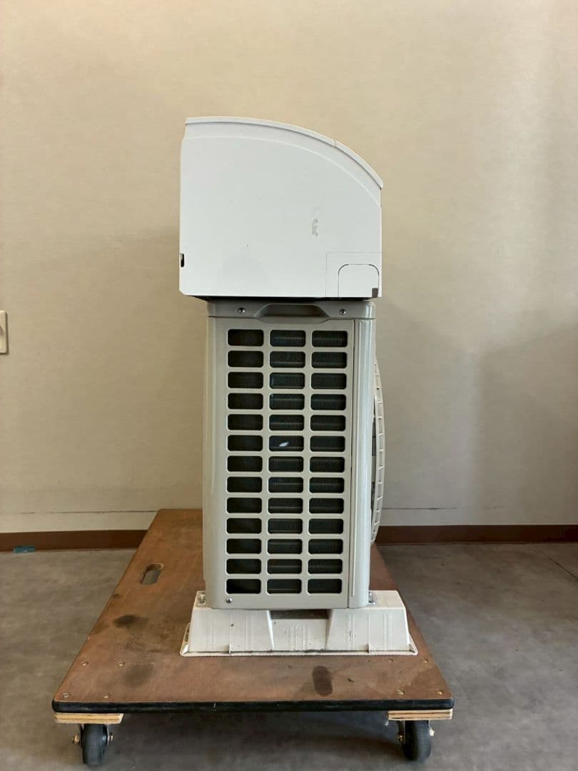 ◯2127 日立【RAS-YX22R (W)】2024年製 6畳 エアコン 中古